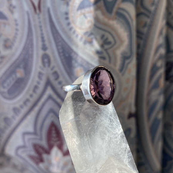 Faceted Amethyst Crystal Gemstone, 925 Sterling Silver Ring - Picture 5 of 16